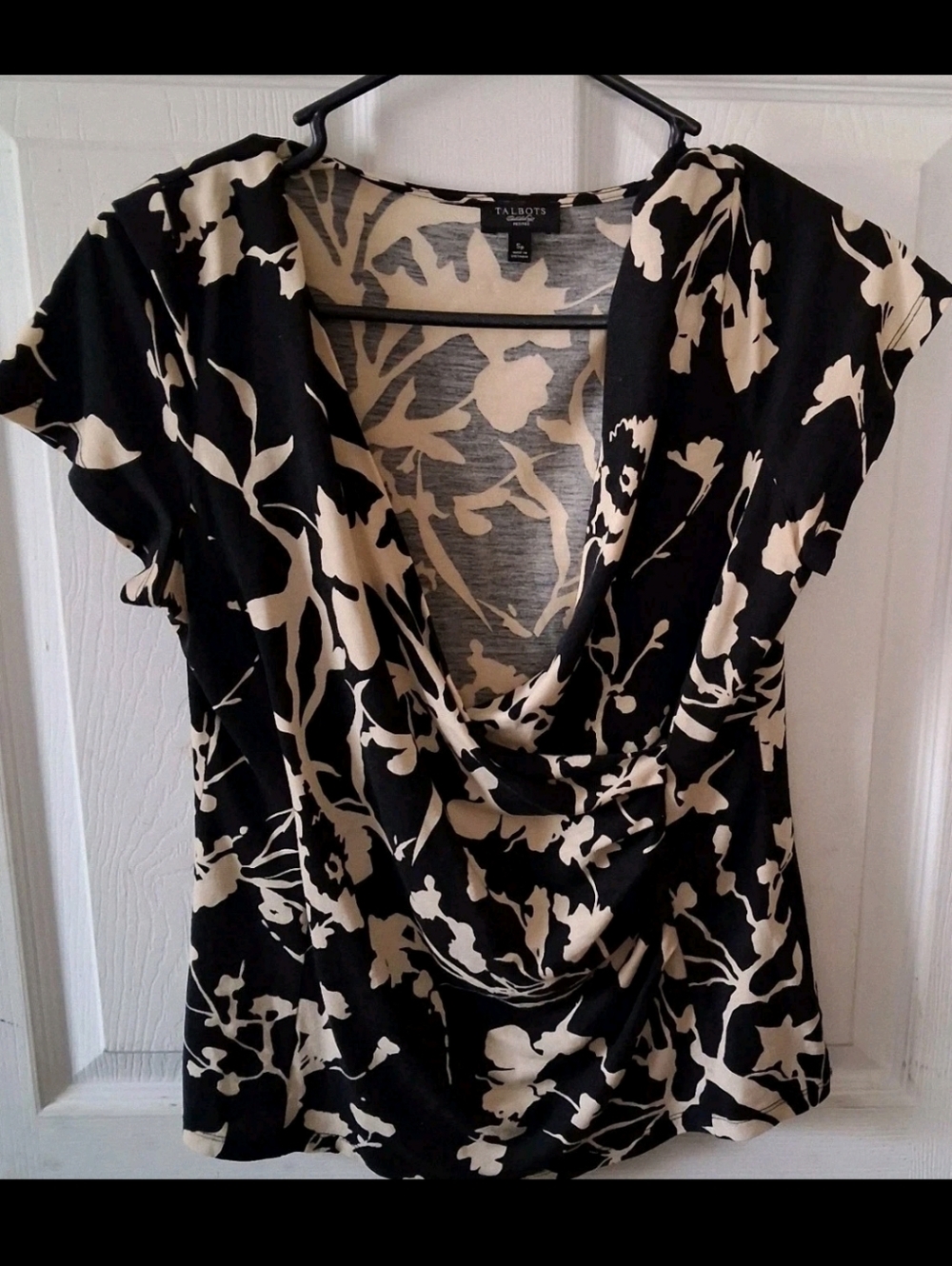 Talbots Petites - Women's Beige/Black Floral Casual Wrap Small Petite Blouse